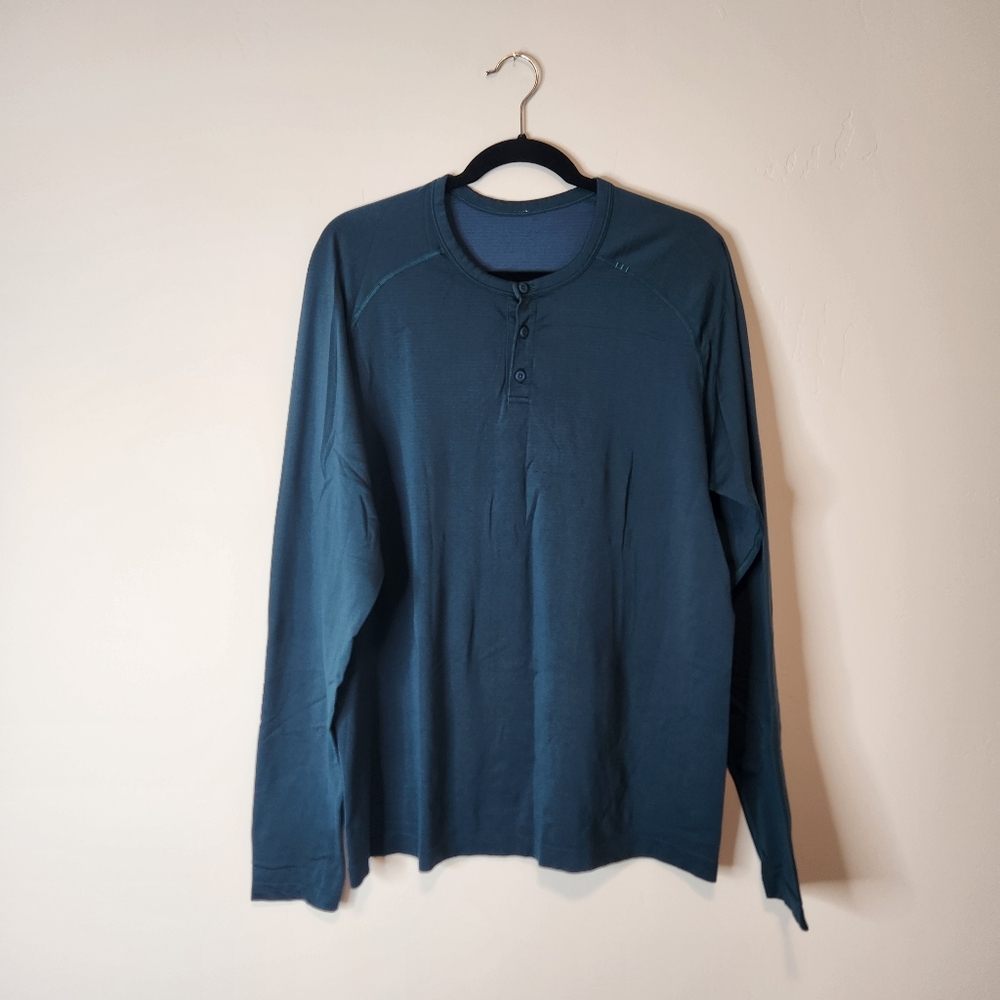 Lululemon Metal Vent Tech Long Sleeve Henley Size XL